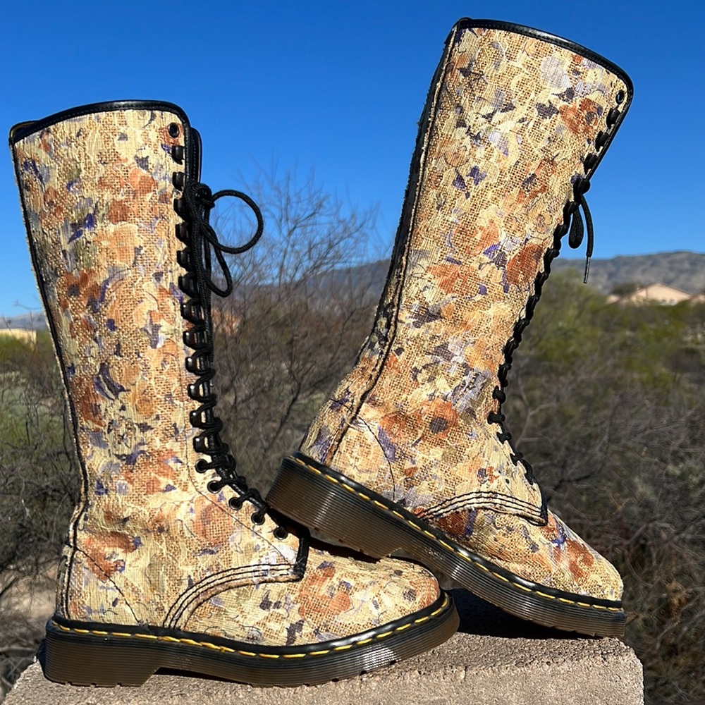 🏴 RARE Dr. Martens MIE Vintage Floral LACE & BURLAP Y2K Boots UK 5 - Picture 16 of 17